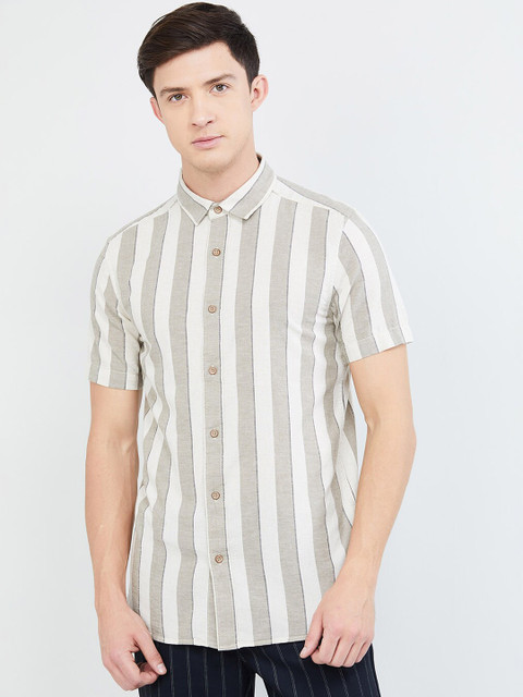 

max Men Off-White & Grey Regular Fit Striped Casual Shirt
