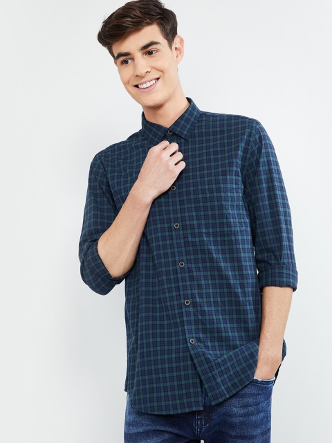 

max Men Navy Blue & Sea Green Regular Fit Checked Casual Shirt