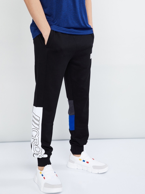 

max Men Black & White Colourblocked Straight-Fit Joggers