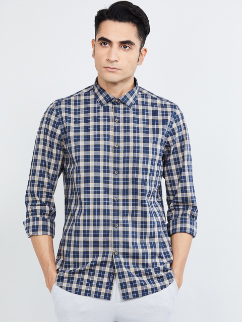 

max Men Navy Blue & Yellow Regular Fit Checked Casual Shirt