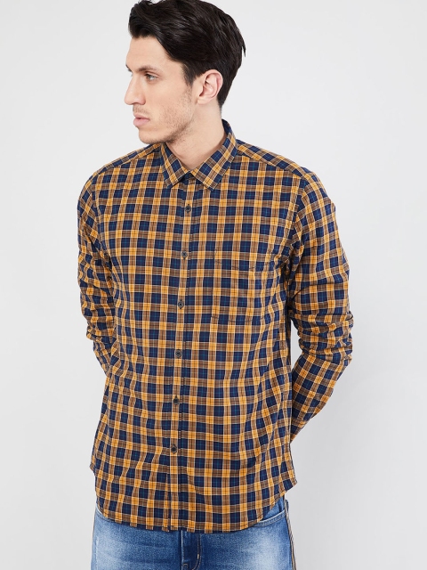 

max Men Mustard Yellow& Navy Blue Regular Fit Checked Casual Shirt