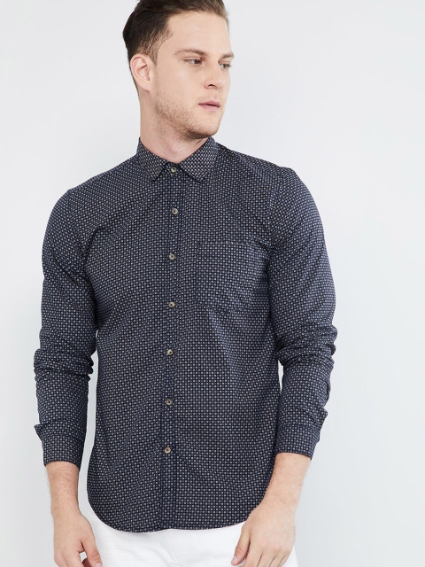 

max Men Navy Blue & Yellow Regular Fit Printed Casual Shirt
