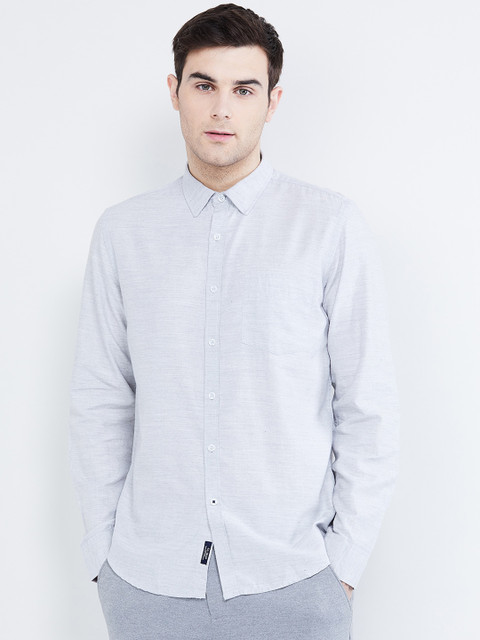 

max Men Grey Slim Fit Solid Casual Shirt