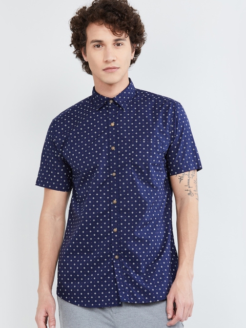 

max Men Navy Blue Regular Fit Printed Casual Shirt