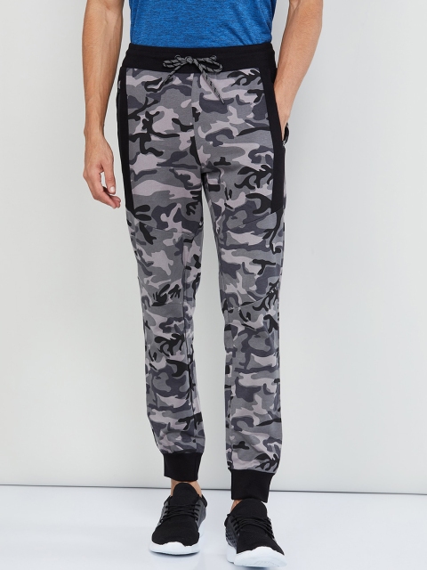 

max Men Black & Grey Melange Camouflage Printed Straight-Fit Joggers