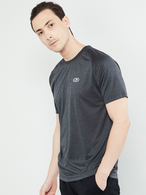 max Men Grey Solid Round Neck T-shirt