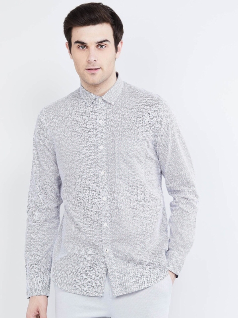 

max Men White & Grey Regular Fit Printed Casual Shirt