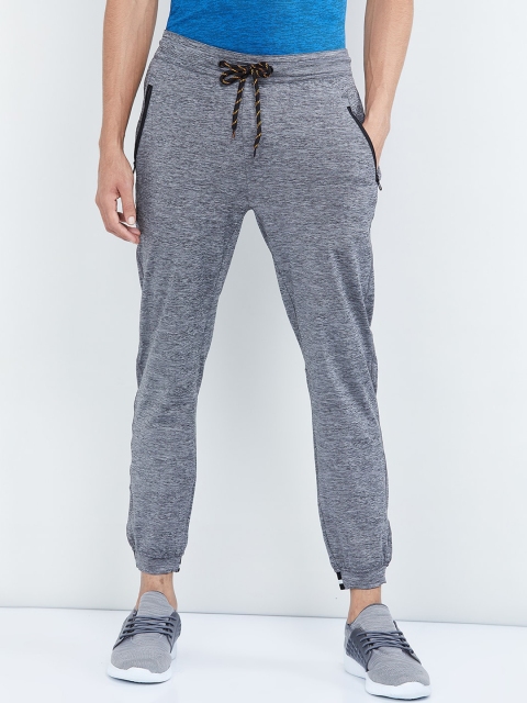 

max Men Black & Off-White Solid Straight-Fit Joggers