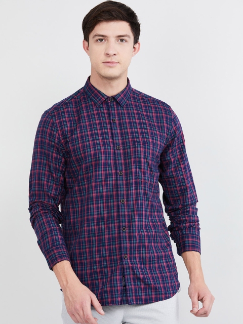 

max Men Pink & Navy Blue Regular Fit Checked Casual Shirt