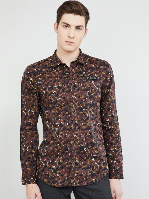

max Men Brown & Black Slim Fit Camouflage Printed Casual Shirt
