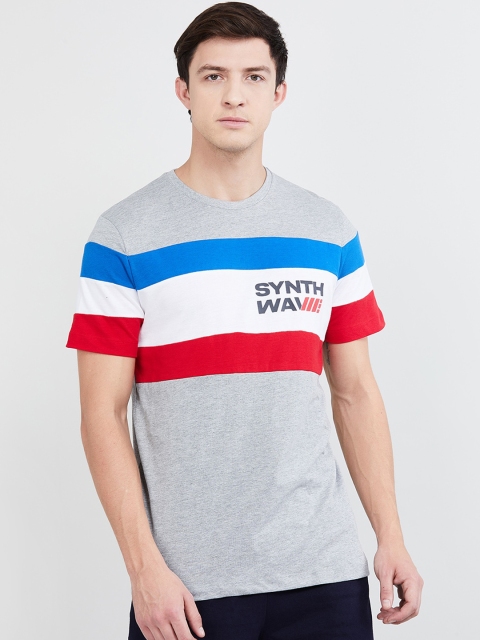 

max Men Grey Melange & Red Colourblocked Round Neck T-shirt