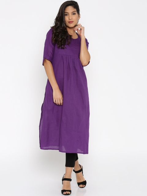 

Desi Weavess Women Purple Solid Straight Kurta