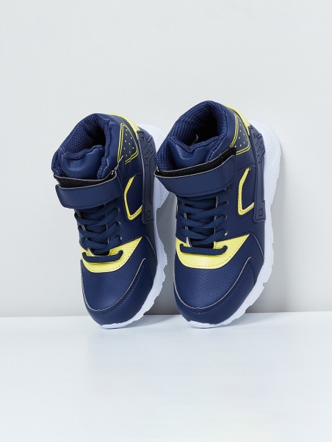 

max Boys Navy Blue Solid PU Mid-Top Slip-On Sneakers