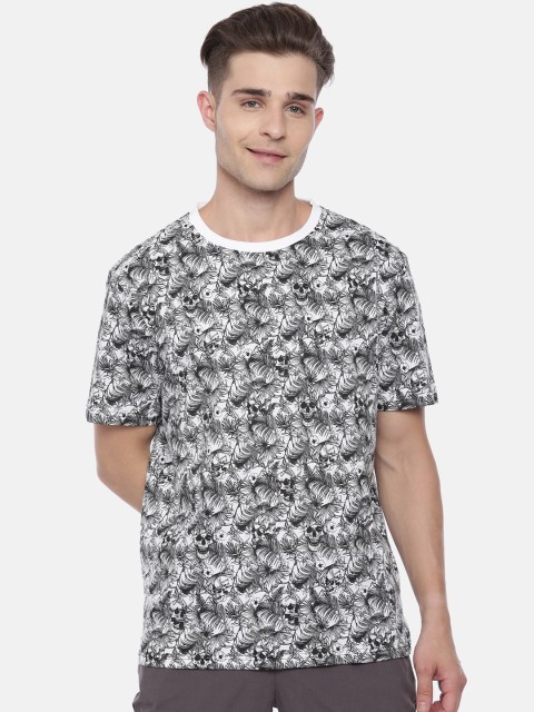 

Breakbounce Men White Printed Round Neck T-shirt