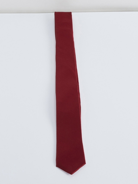 

max Red Solid Broad Tie