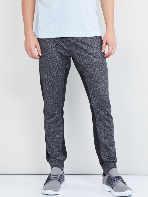 

max Men Grey & Black Colourblocked Straight-Fit Joggers