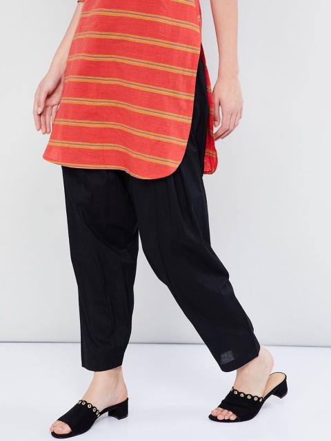 max Women Black Solid Straight-Fit Salwar