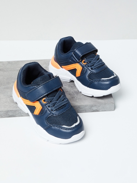 

max Boys Navy Blue Sneakers