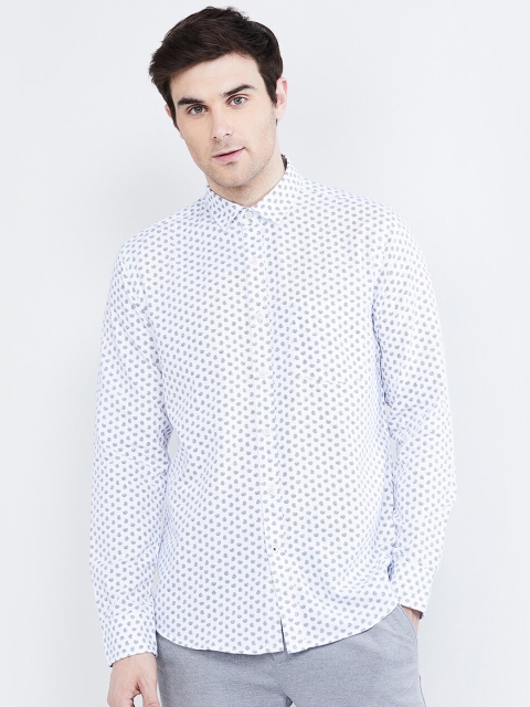 

max Men White & Black Regular Fit Printed Casual Shirt