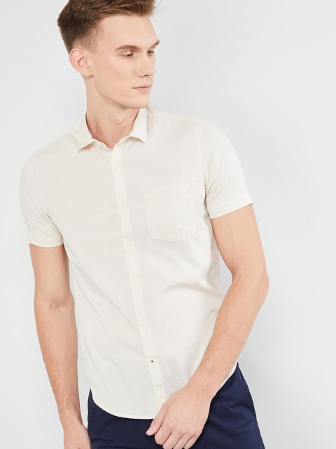 

max Men Beige Regular Fit Solid Casual Shirt
