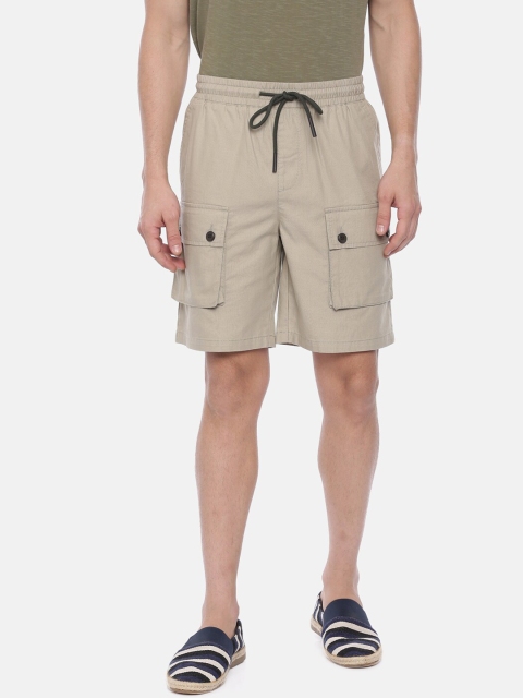 

Breakbounce Men Beige Solid Slim Fit Cargo Shorts