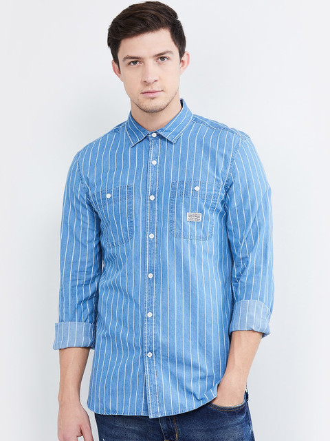 

max Men Blue & Off-White Regular Fit Striped Casual Shirt