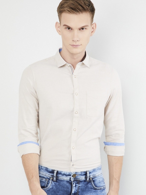 

max Men Off-White Regular Fit Solid Casual Shirt