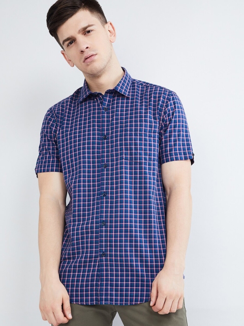 max Men Navy Blue & Red Regular Fit Checked Casual Shirt