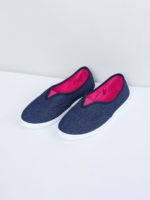 

max Girls Blue Slip-On Sneakers