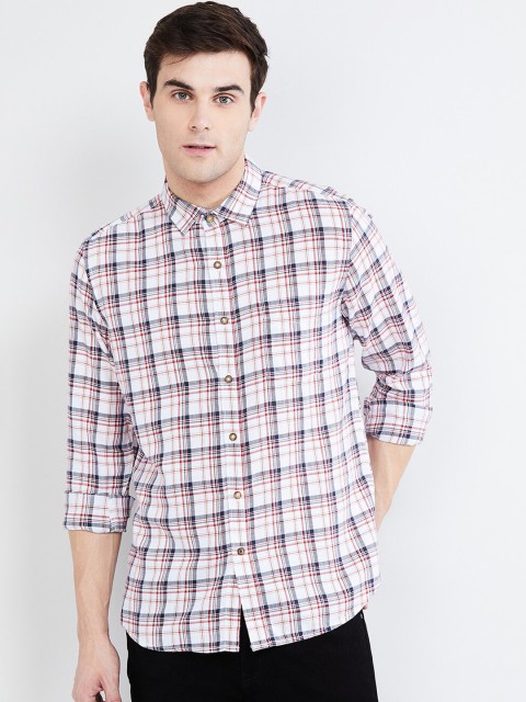 

max Men Off-White & Grey Regular Fit Checked Casual Shirt