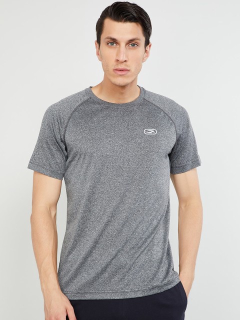 

max Men Grey Melange Solid Round Neck T-shirt