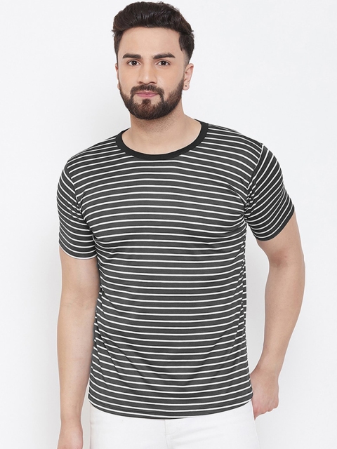 

CHROME & CORAL Men Black & White Striped Round Neck T-shirt
