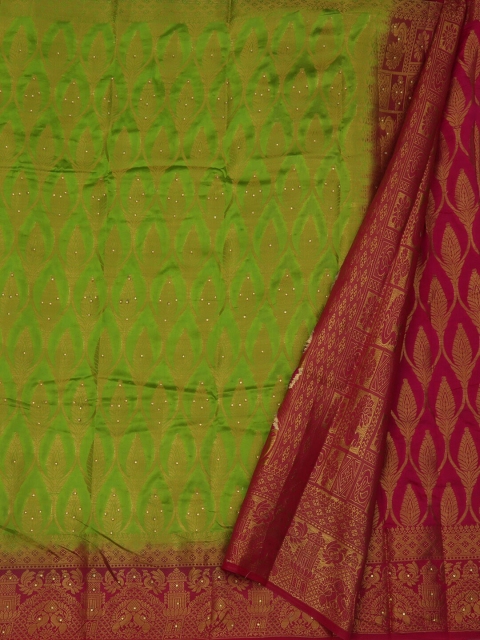 

Pothys Green & Maroon Jute Silk Woven Design Saree