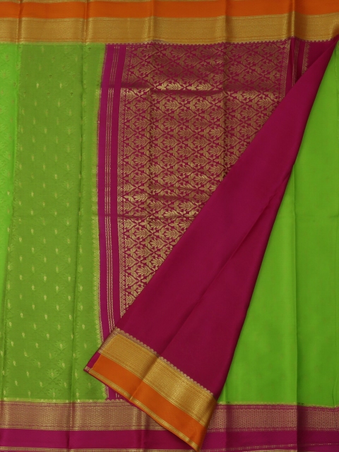 

Pothys Green & Magenta Pure Crepe Checked Saree