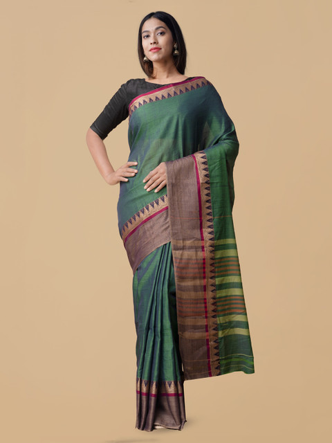 

Unnati Silks Green Pure Cotton Solid Narayan Peth Saree