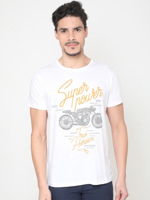 

Oxemberg Men White Printed Round Neck T-shirt