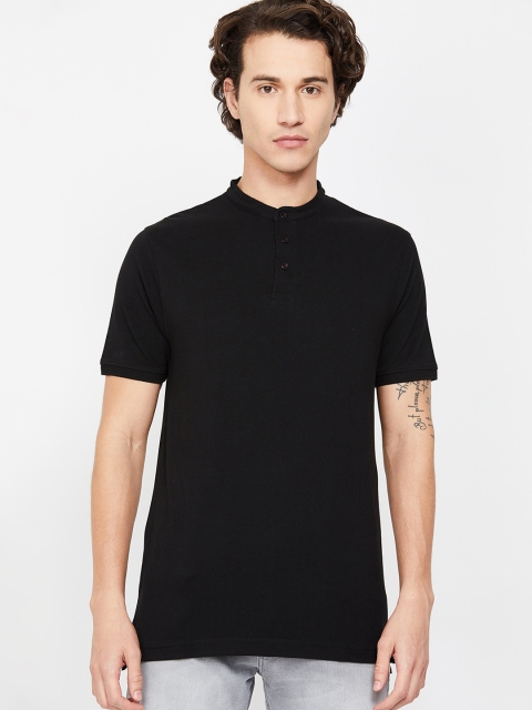 

Fame Forever by Lifestyle Men Black Solid Henley Neck T-shirt
