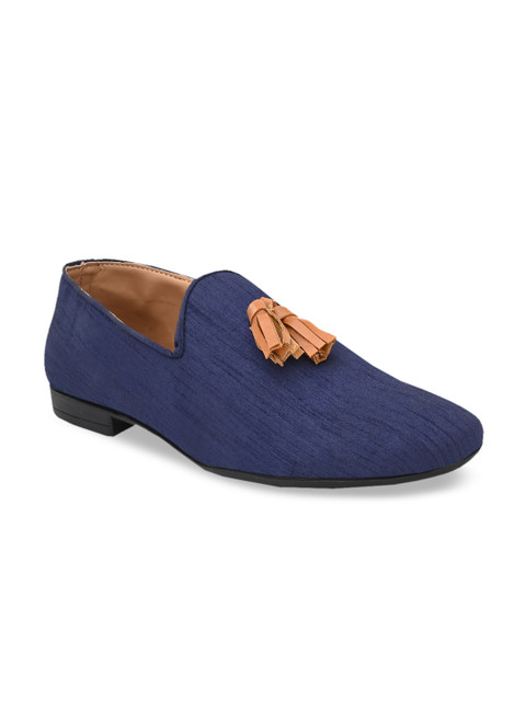 

El Paso Men Navy Blue Solid Loafers