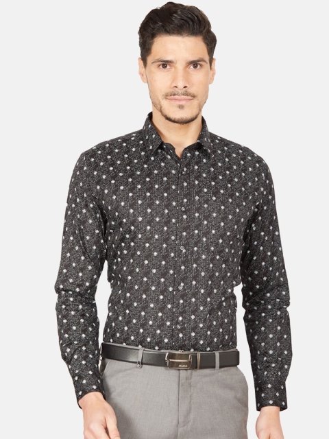 

Oxemberg Men Black & White Slim Fit Printed Formal Shirt