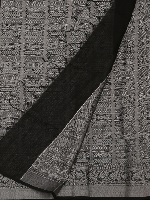 

Pothys Black & Off-White Cotton Blend Woven Design Saree
