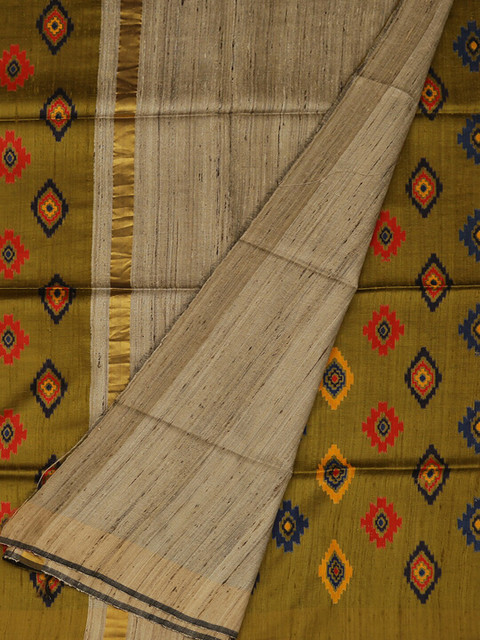 

Pothys Green Printed Jute Silk Saree