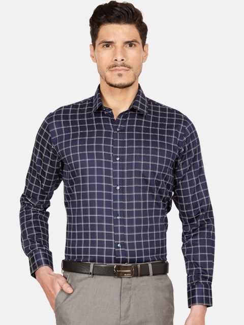 

Oxemberg Men Navy Blue & Off-White Slim Fit Checked Formal Shirt