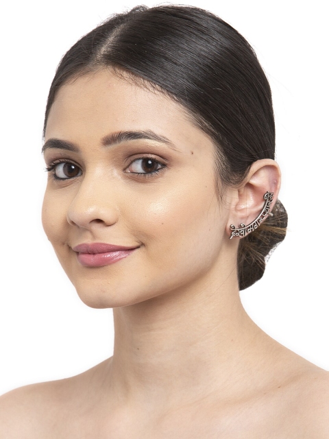 

Moedbuille Gunmetal-Toned Quirky Ear Cuff, Metallic