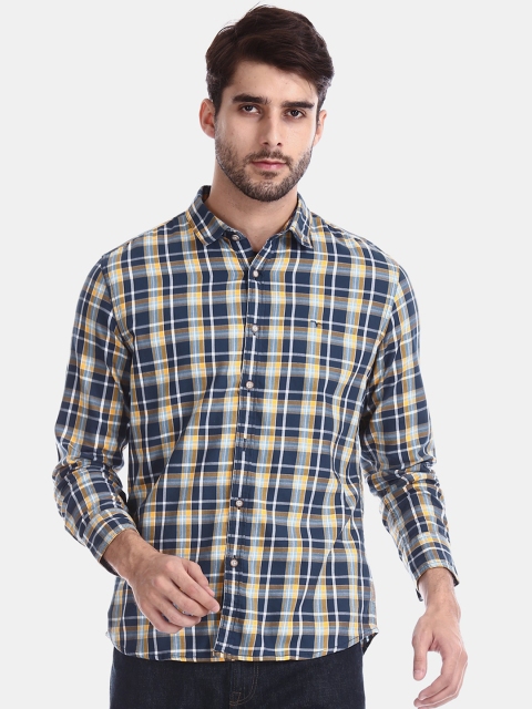 

Flying Machine Men Navy Blue & Yellow Regular Fit Checked Casual Shirt