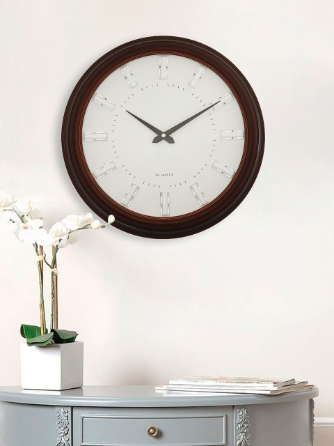 

eCraftIndia Brown Round Solid Analogue Wall Clock