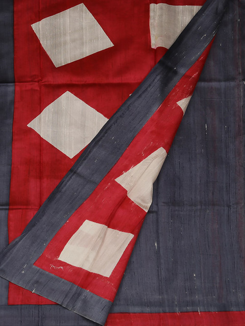 

Pothys Pink & Grey Colourblocked Saree