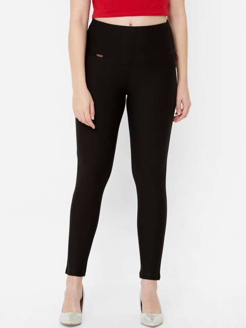 

Juliet Women Black Solid Jeggings
