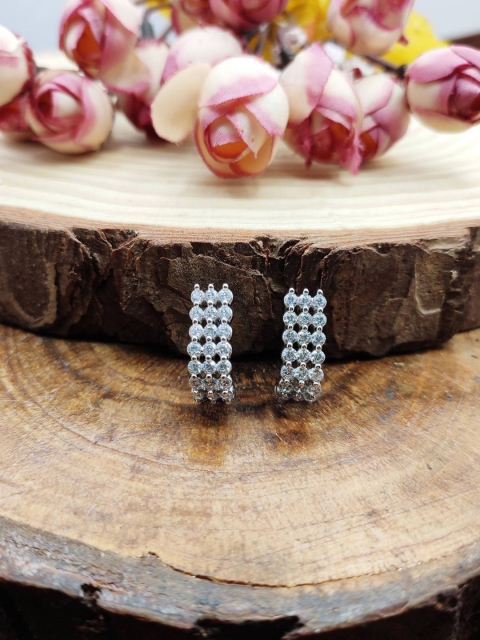 

Sia Art Jewellery Silver-Plated Cubic Zirconia Classic Half Hoop Earrings