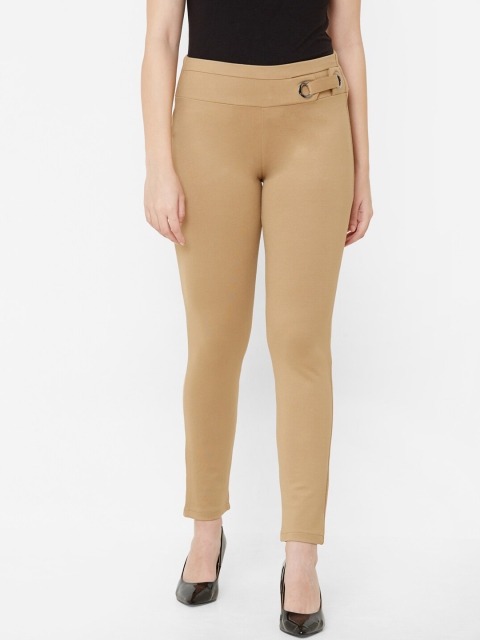 

Juliet Women Beige Solid Jeggings
