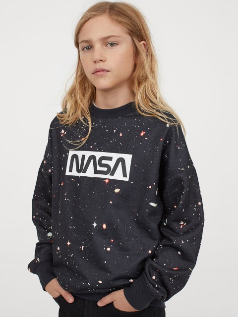 

H&M Girls Black Printed Sweatshirt